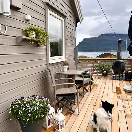 I Skinnelv, Lyngen