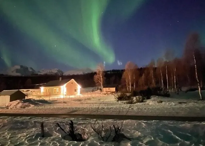 I Skinnelv, Lyngen Holiday home Skinnelv