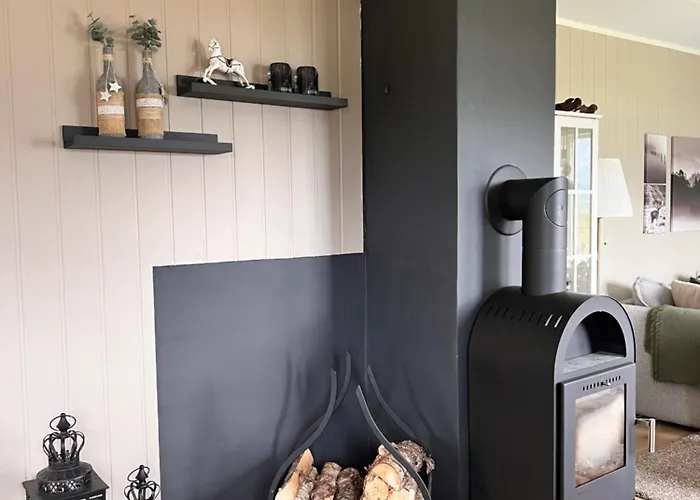 I Skinnelv, Lyngen Tatil Evi